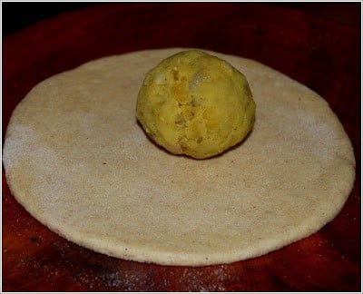 Chickpea stuffing placed in dough wrapper.