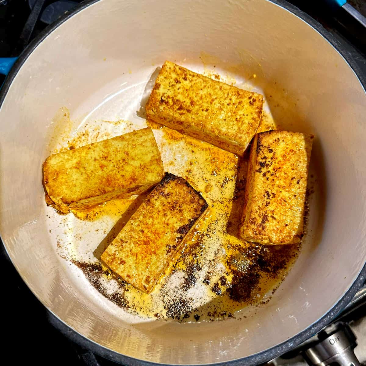 Tofu roasting for tofu makhani.