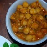 Chickpea sauce in bowl.