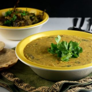 Ma Ki Dal, a creamy, comforting dal made by moms all over India. https://holycowvegan.net