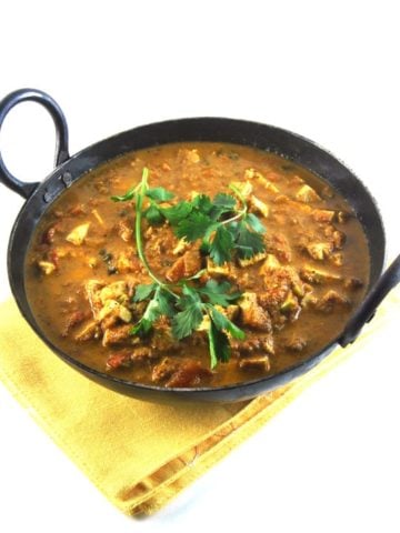 Tofu Egg Curry, an Indian style curry