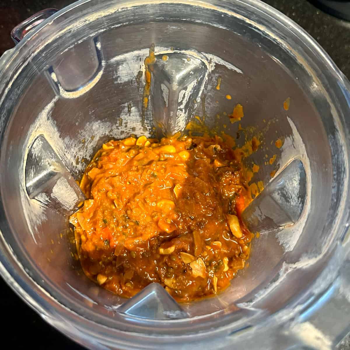 Tikka masala sauce in blender before blending.