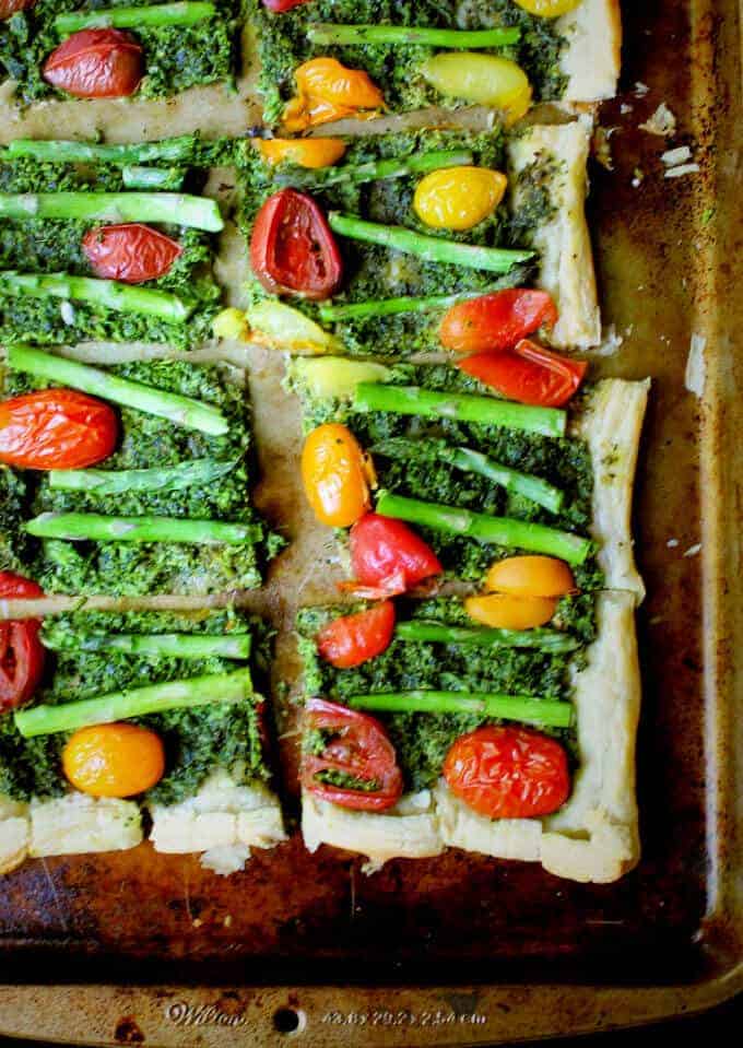 Vegan Puff Pastry Pizza with Kale Pesto, Asparagus and Cherry Tomatoes, vegan - holycowvegan.net