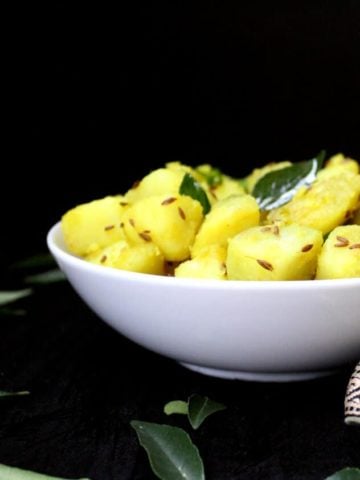 Jeera Aloo, Cumin Spiced Potatoes, vegan, GF - holycowvegan.net