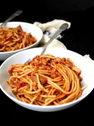Instant Pot Vegan Spaghetti with Meaty Marinara, one pot, 15 minutes - holycowvegan.net