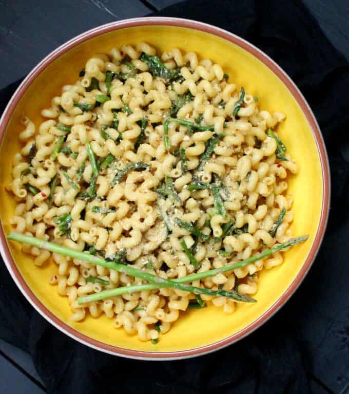 Garlicky Pasta with Asparagus and Cashew Parm in bowl.