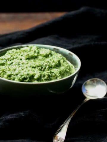A fresh and green Fennel Fronds Pesto that's fresh and delicious and nutritious. A great way to use up the feathery leaves you might otherwise throw out. #vegan, #soyfree, #glutenfree, #pesto, #nutfree #holycowvegan HolyCowVegan.net