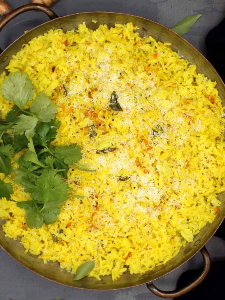 Turmeric rice with coconut and cilantro