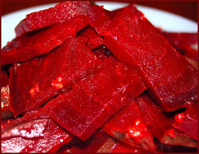 Photo of beets infused with garlic and olive oil