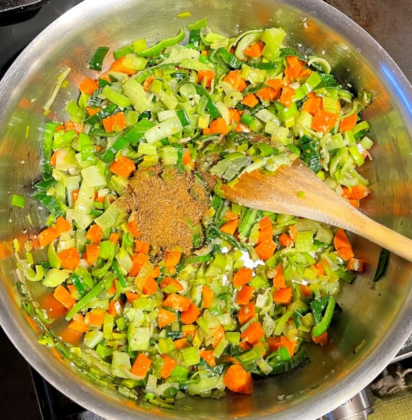 Cumin added to leeks and carrots.