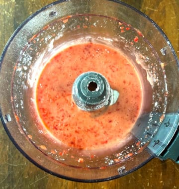 Strawberry glaze in food processor