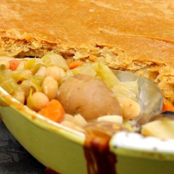 Closeup of baked whole wheat puff pastry in pot pie