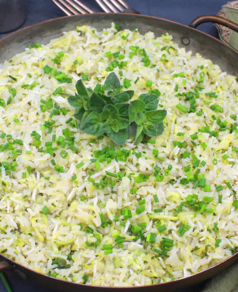 Garlicky Zucchini Rice - Holy Cow Vegan