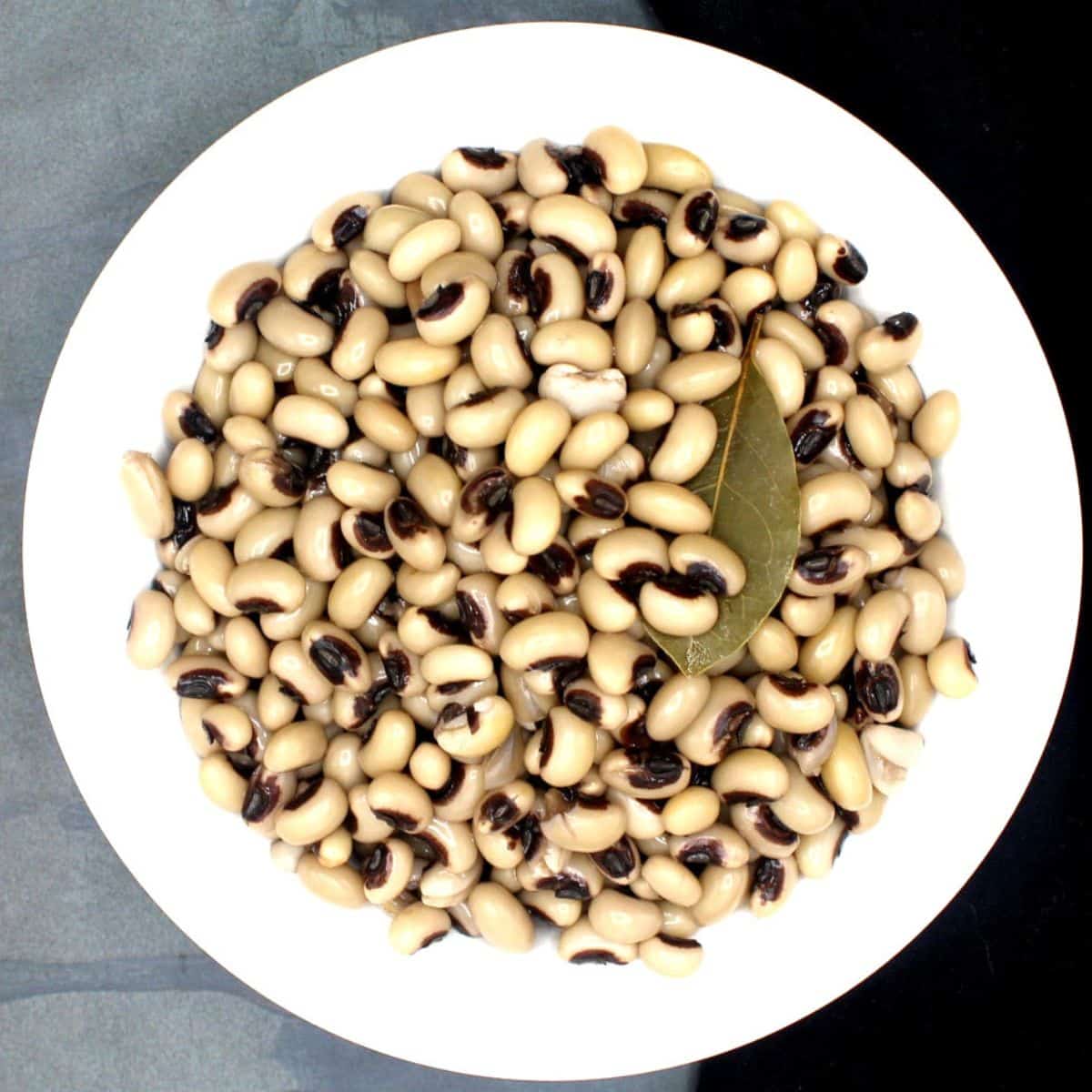 How to Cook Black-Eyed Peas - Holy Cow Vegan