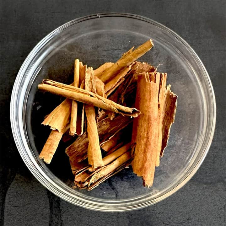 Bowl of cinnamon sticks or dalchini.