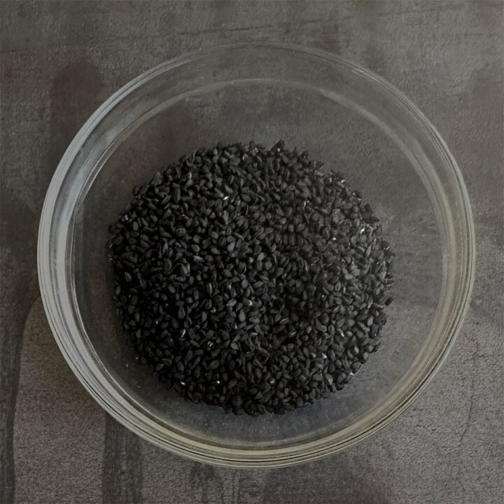 Bowl of nigella seeds.