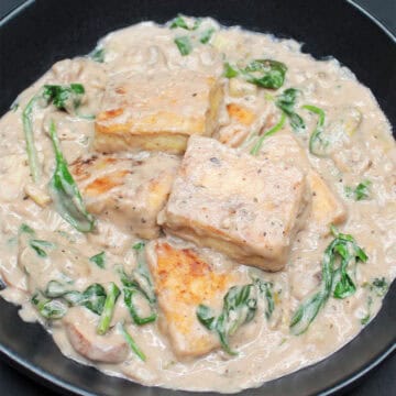 Vegan tofu florentine in bowl.