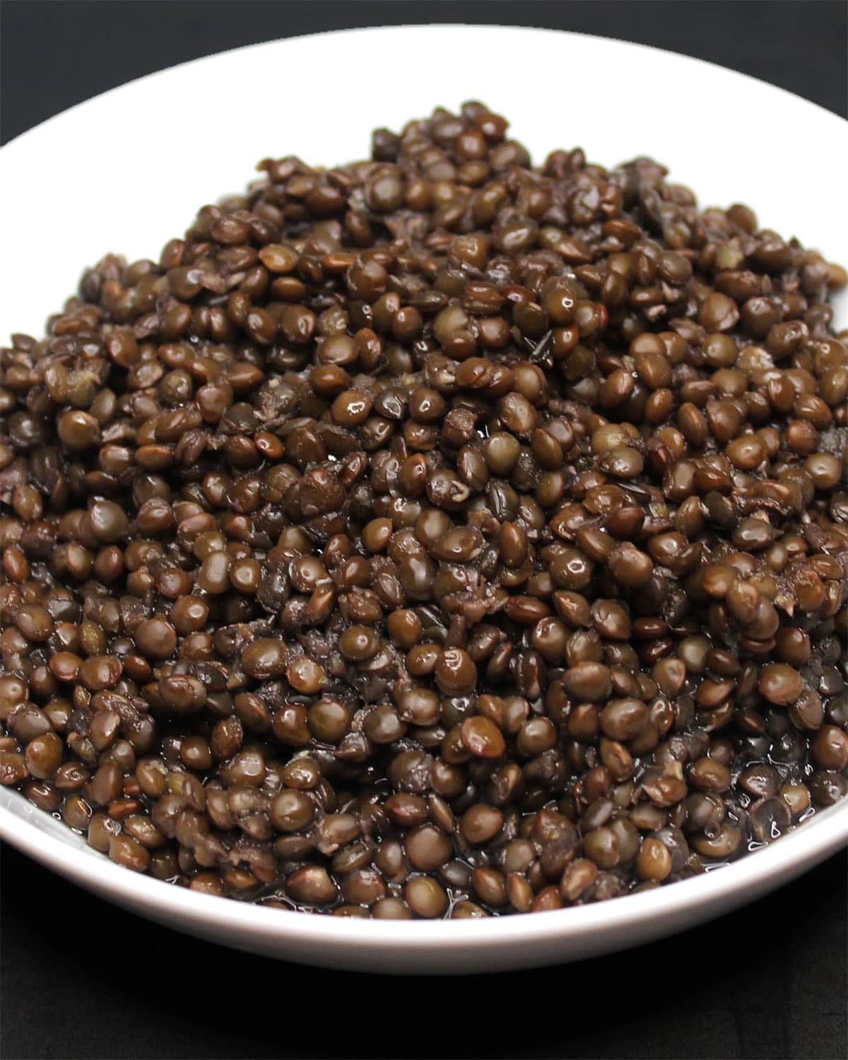 Cooked beluga lentils.