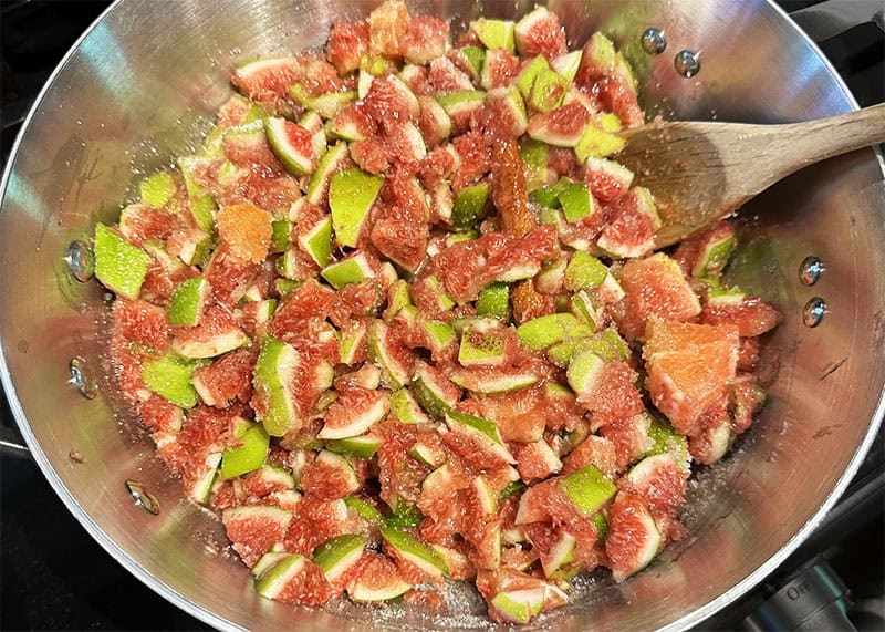 Fig jam ingredients after mixing in pan.